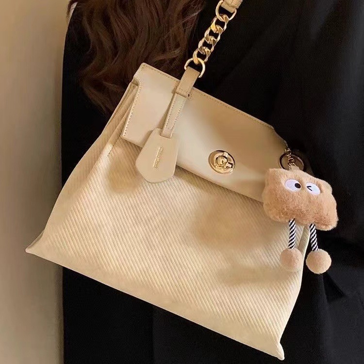 Fashion Roaming Holiday Versatile for Women 2024 New Large Capacity Handheld Single Shoulder Leisure Backpack_voghion.com
