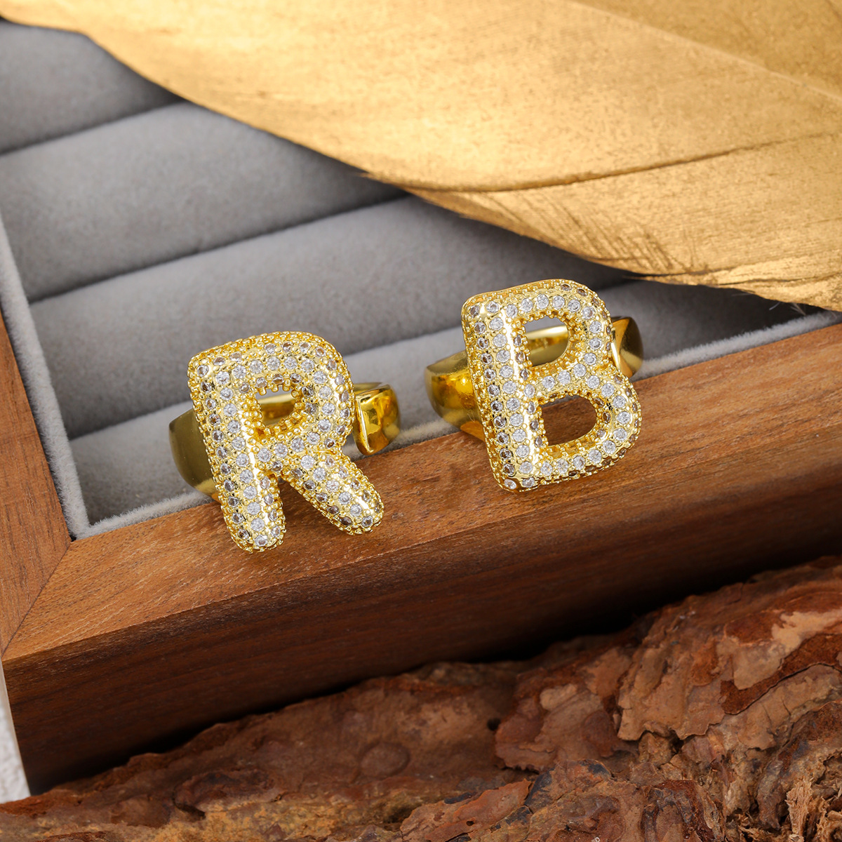 Cross-border hot 26 English letter ring inlaid with diamond zircon gold-plated open ring supply wholesale simple wind_voghion.com