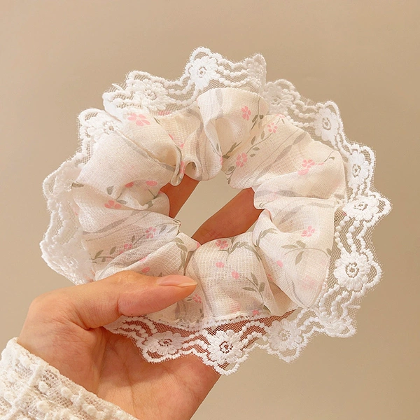 Small floral lace 003