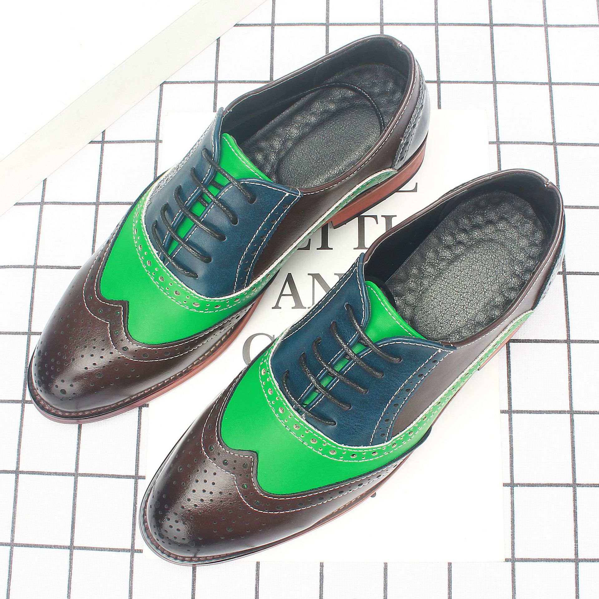 �¿���ʽ����ƤЬ��װ����Ьʱ�м�ͷϵ��������Ӣ�׳�����Ь210