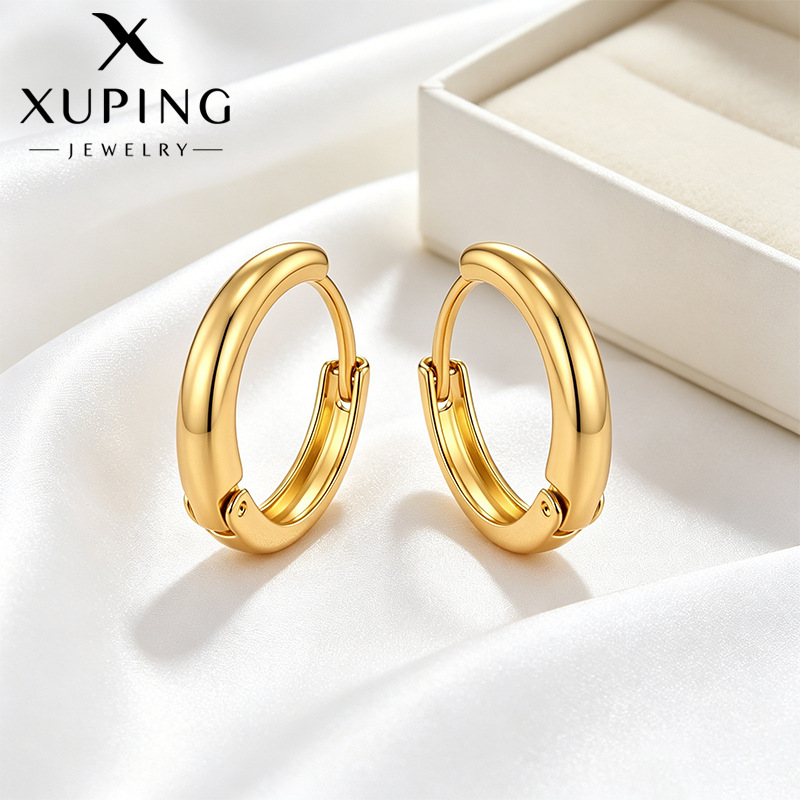 Xuping europa y americana transfronterizos simple geometría brillante aleación de cobre chapado 24k color ligero lujo temperamento auriculares al por mayor mujeres