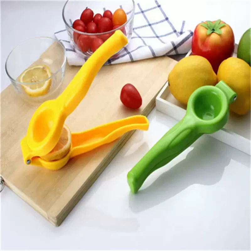 跨境直销柠檬夹塑料手动榨汁器创意柠檬压汁器家用水果压榨器