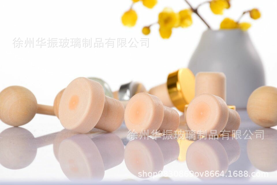 Regalos decorativos de árbol de Navidad en stock, botella de expansión de vidrio para el hogar, botella de incienso de baño de dormitorio, botella de vino de frutas y flores secas de ratán