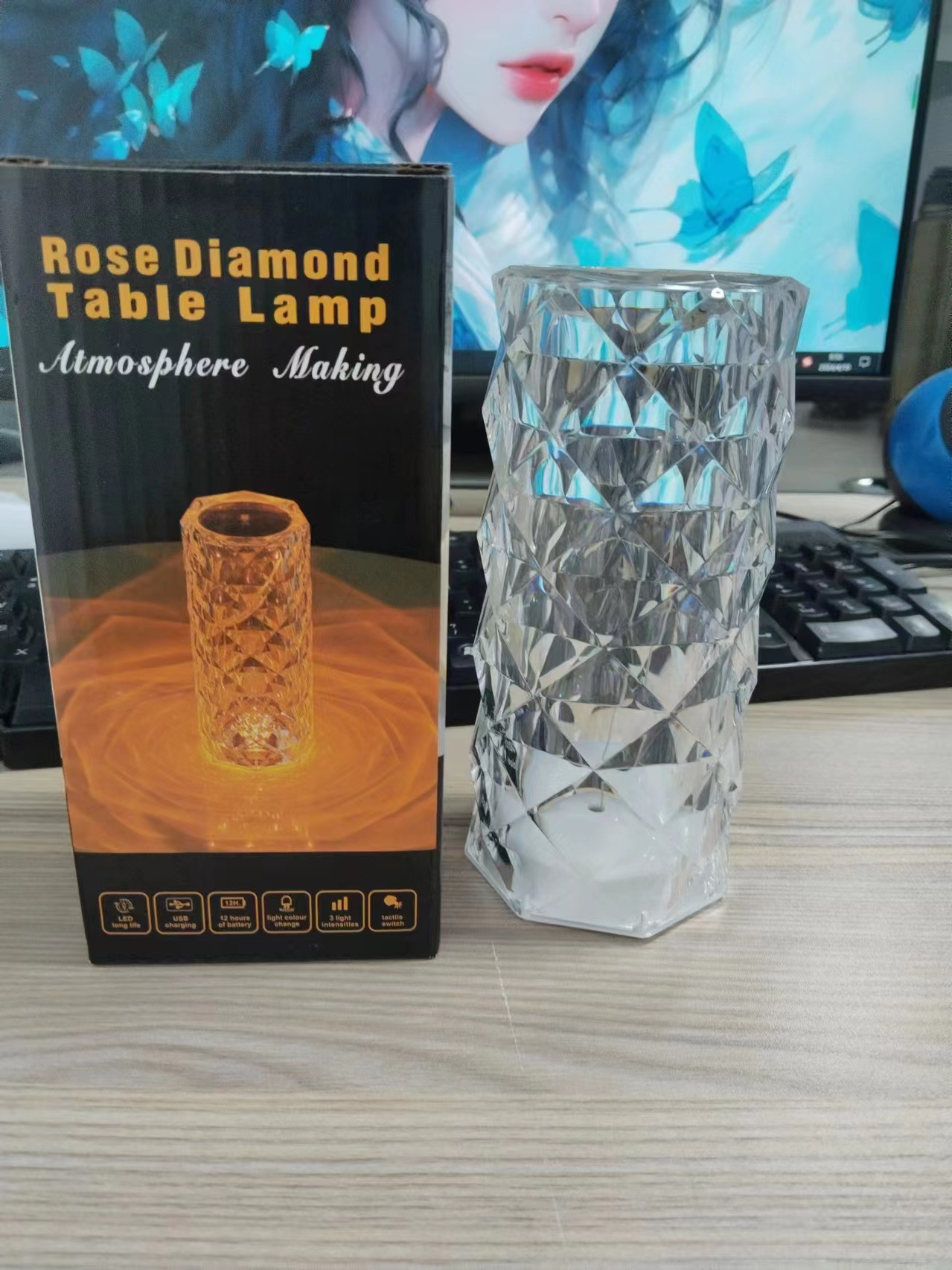 Lámpara de noche creativa al por mayor, lámpara de cristal rosa de alta gama para dormitorio, lámpara de mesa decorativa, luz nocturna táctil