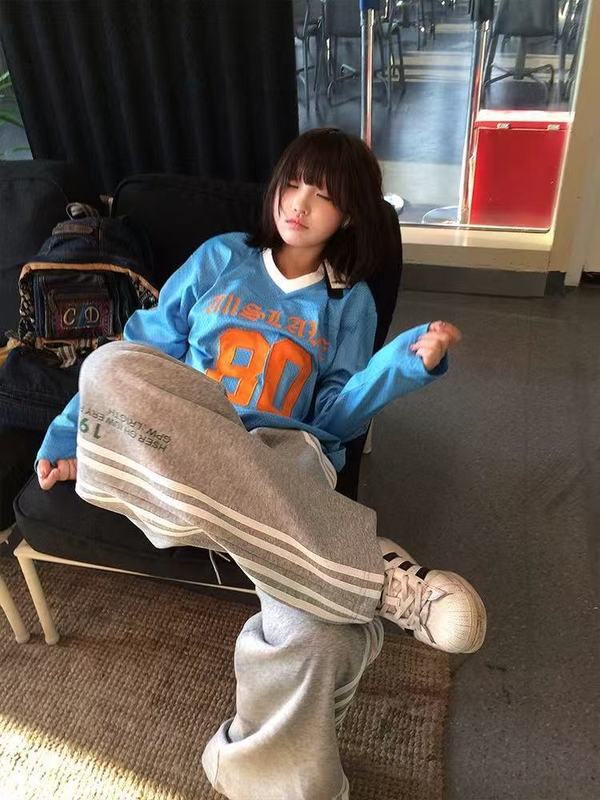 国潮牌梵文印花贴布绣球衣t恤女秋季美式设计感网眼运动长袖上衣|undefined