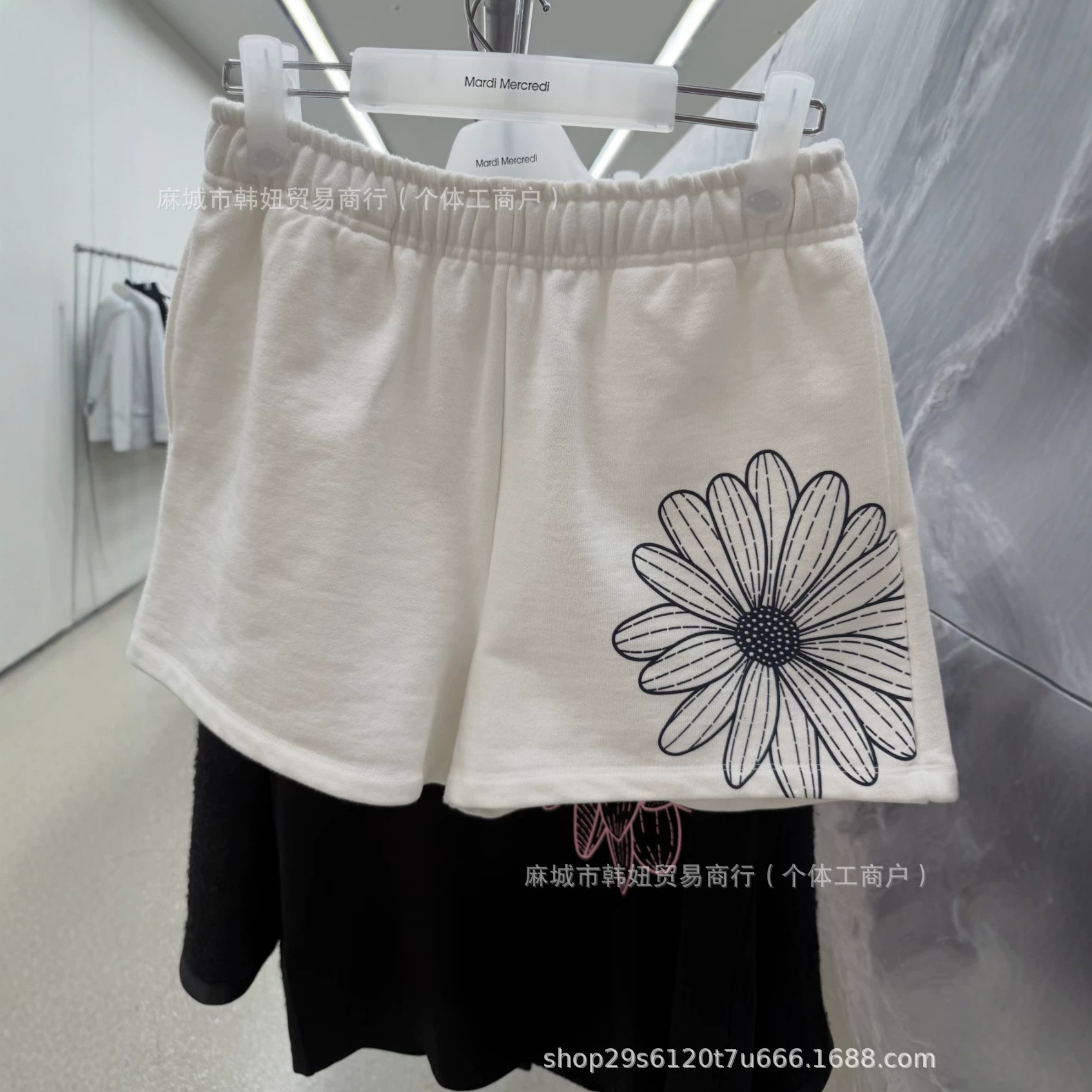 In-Stock Korean Trendy Brand Mardi Shorts Summer New Classic Large Logo Print Casual Knee-Length Shorts Wholesale