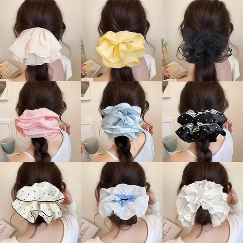 Large hair ring, extra-large bun headband, ballerina-style lace hair rope with floral accents, bohemian-inspired hair accessories