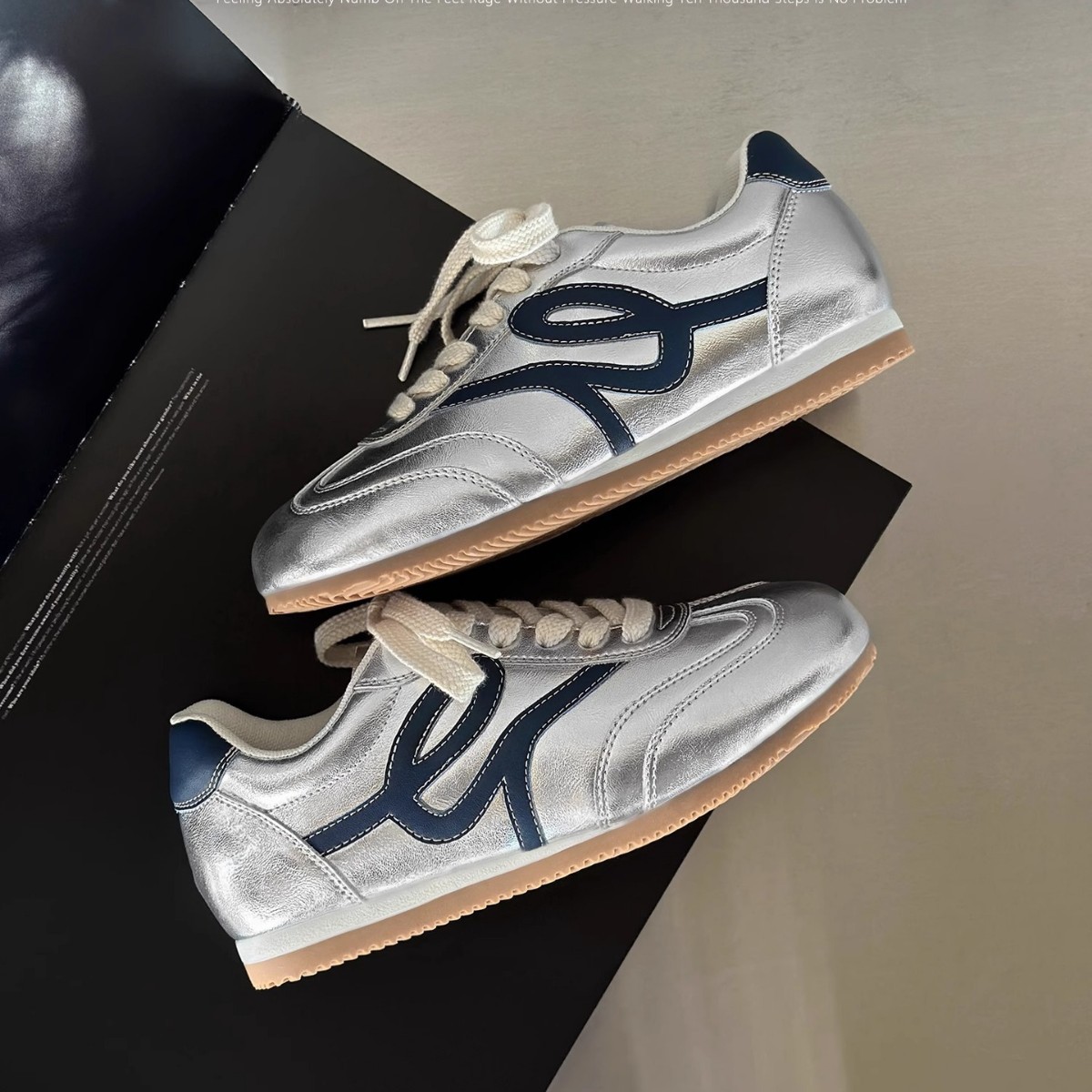 Chaonan zapatos blancos de todo fósforo de suela suave zapatos casuales retro de estilo de ballet transpirable para mujer zapatos de entrenamiento alemanes de fondo plano para niños zapatos de mujer