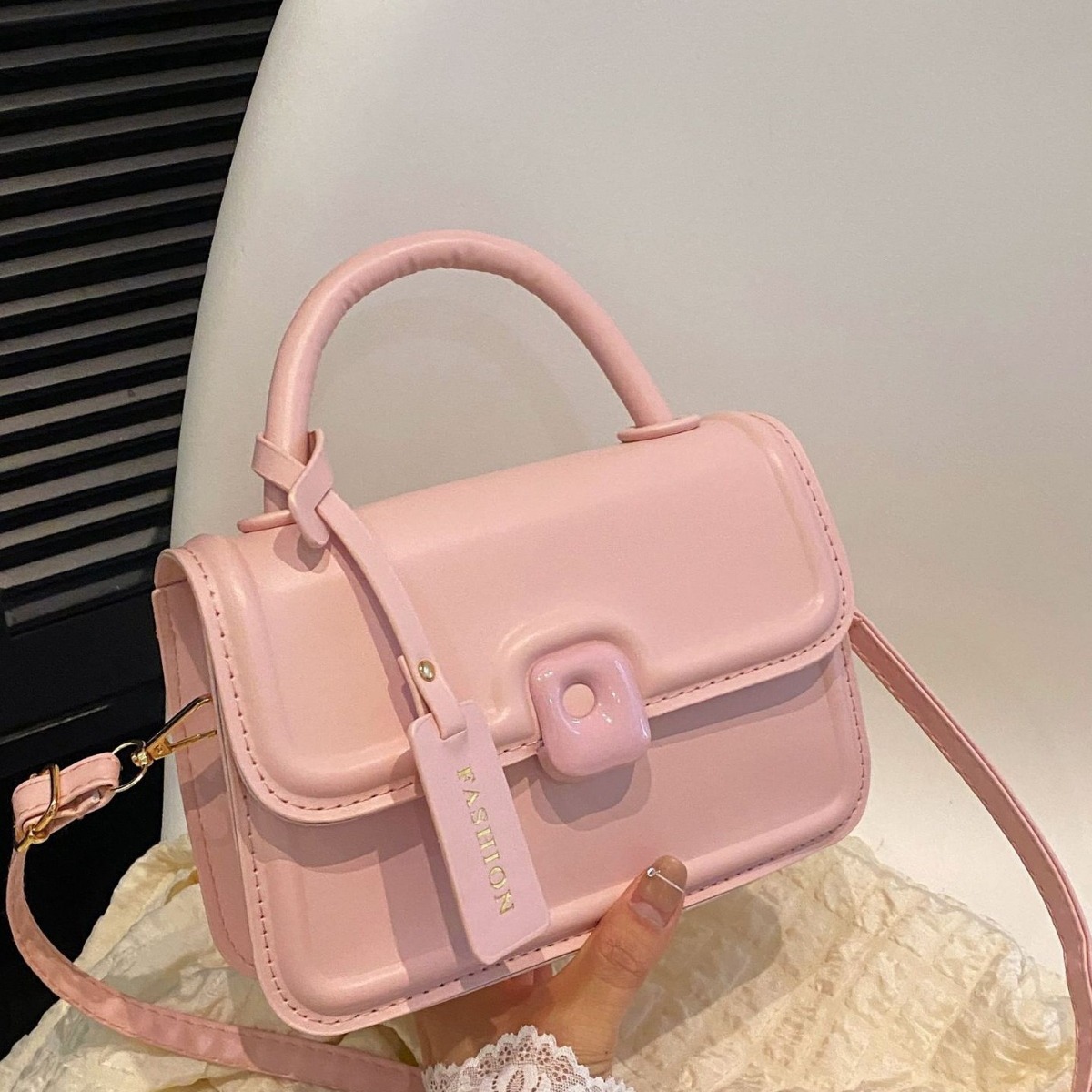 Niche French Korean handbag 2024 new autumn simple casual one-shoulder small square bag warm color crossbody women's bag