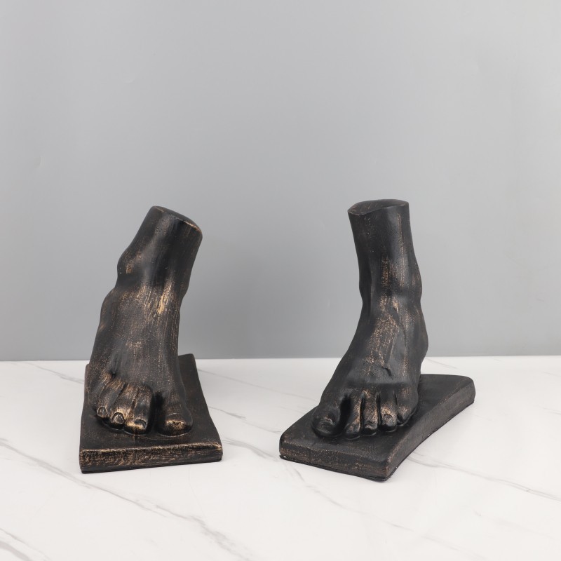 Modern minimalist abstract art imitation body and foot sculpture resin decoration living room entrance study home decoration
