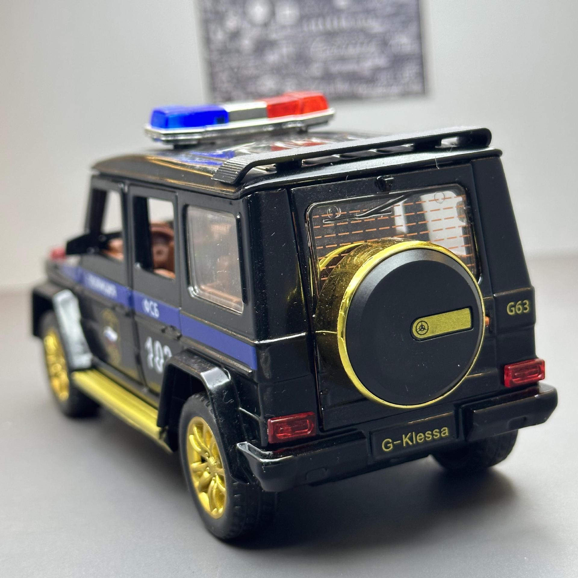 Coche modelo de coche de aleación galope G63 coche de policía grande G tire hacia atrás con sonido y luz niño modelo de coche de juguete colección de decoración
