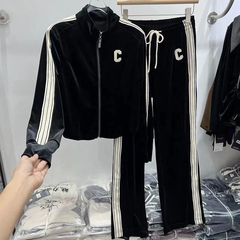 金丝绒休闲运动套装女秋冬新款洋气时尚侧杠卫衣阔腿裤两件套潮