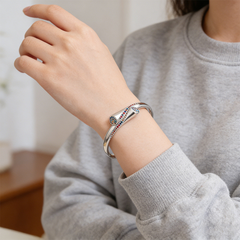 Moda ligera de lujo Feng Shui goteo punto de onda de diamante colorido pulsera de acero de titanio 18k oro real no decoloración pulsera de joyas de acero de titanio