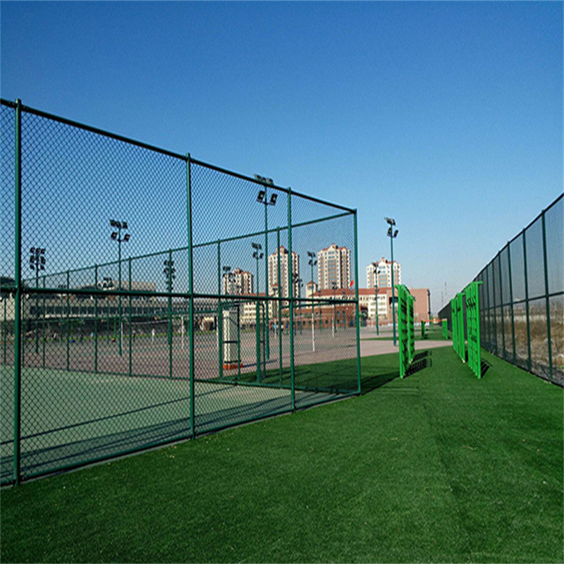 球场围网操场隔离防护网体育场铁丝网足球场够花网护栏篮球场围栏