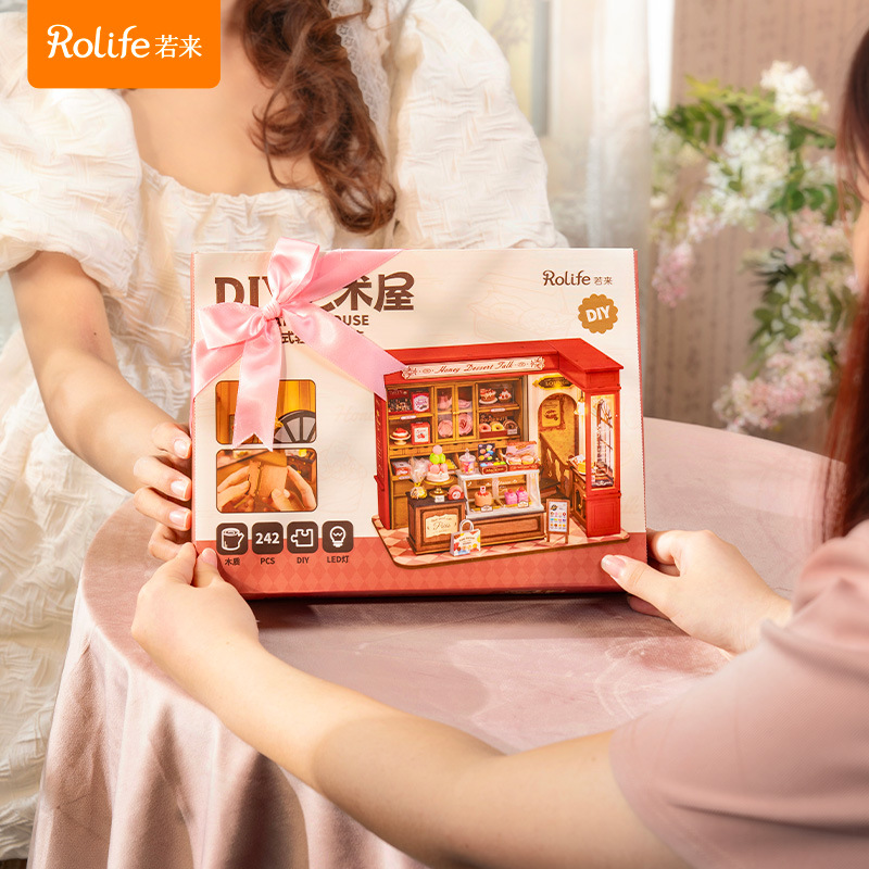 Rolife Tienda de postres Ruolai Cabaña de bricolaje Casa pequeña de madera hecha a mano Puzzle Modelo de ensamblaje Bloques de construcción Juguetes Mujer