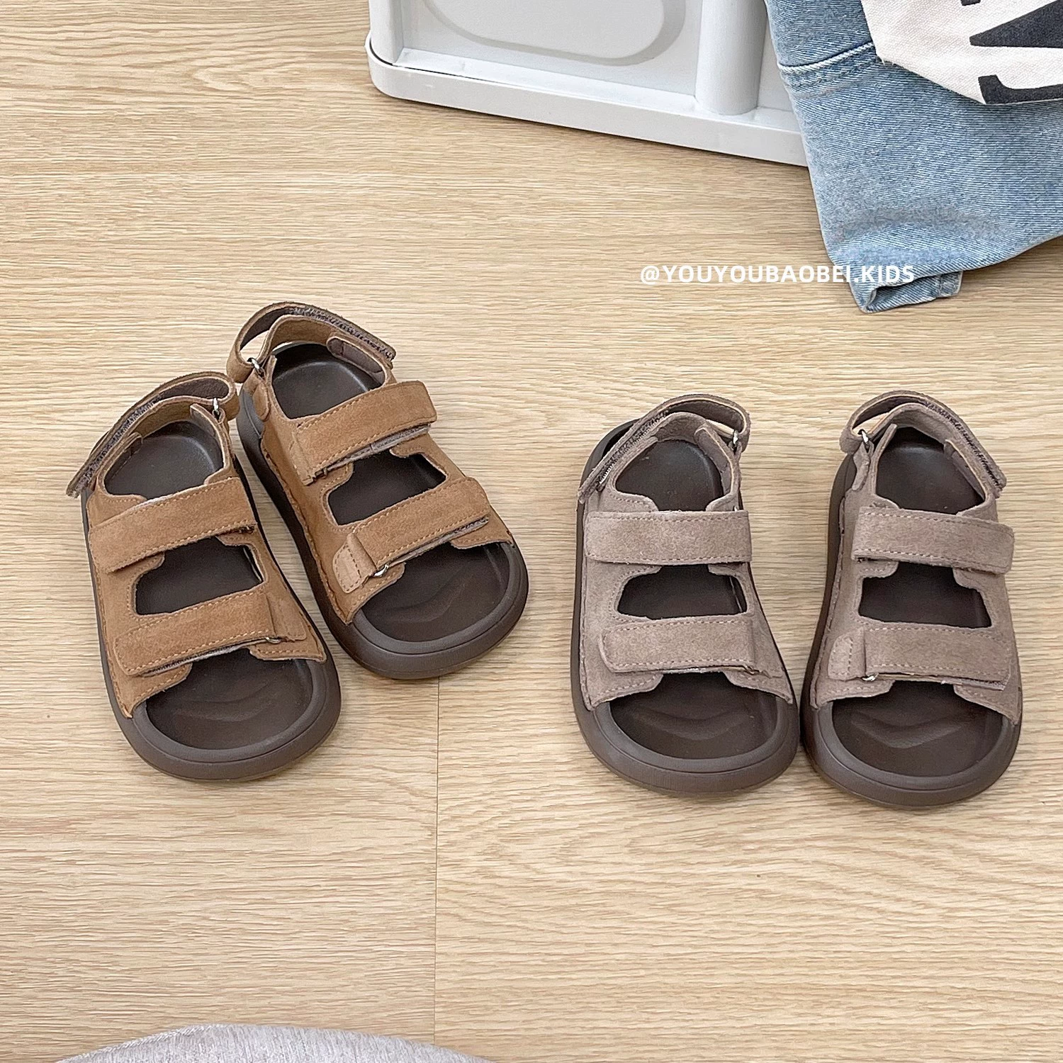 Детские летние сандалии 2025 года, корейский стиль, для мальчиков и девочек, мягкая подошва, нескользящие, для улицы, ретро, биркенштоки, пляжная обувь для малышей