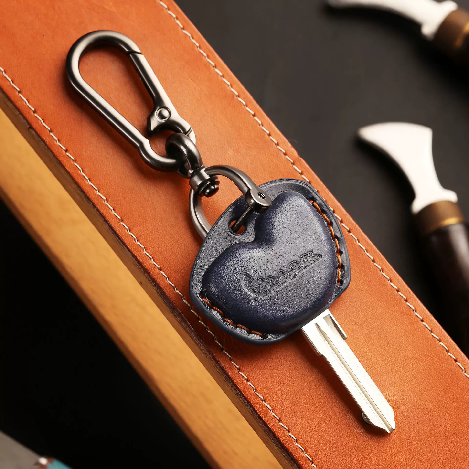 适用维斯帕vespa钥匙扣牛皮真皮手工包套冲刺钥匙包150春天GTS300