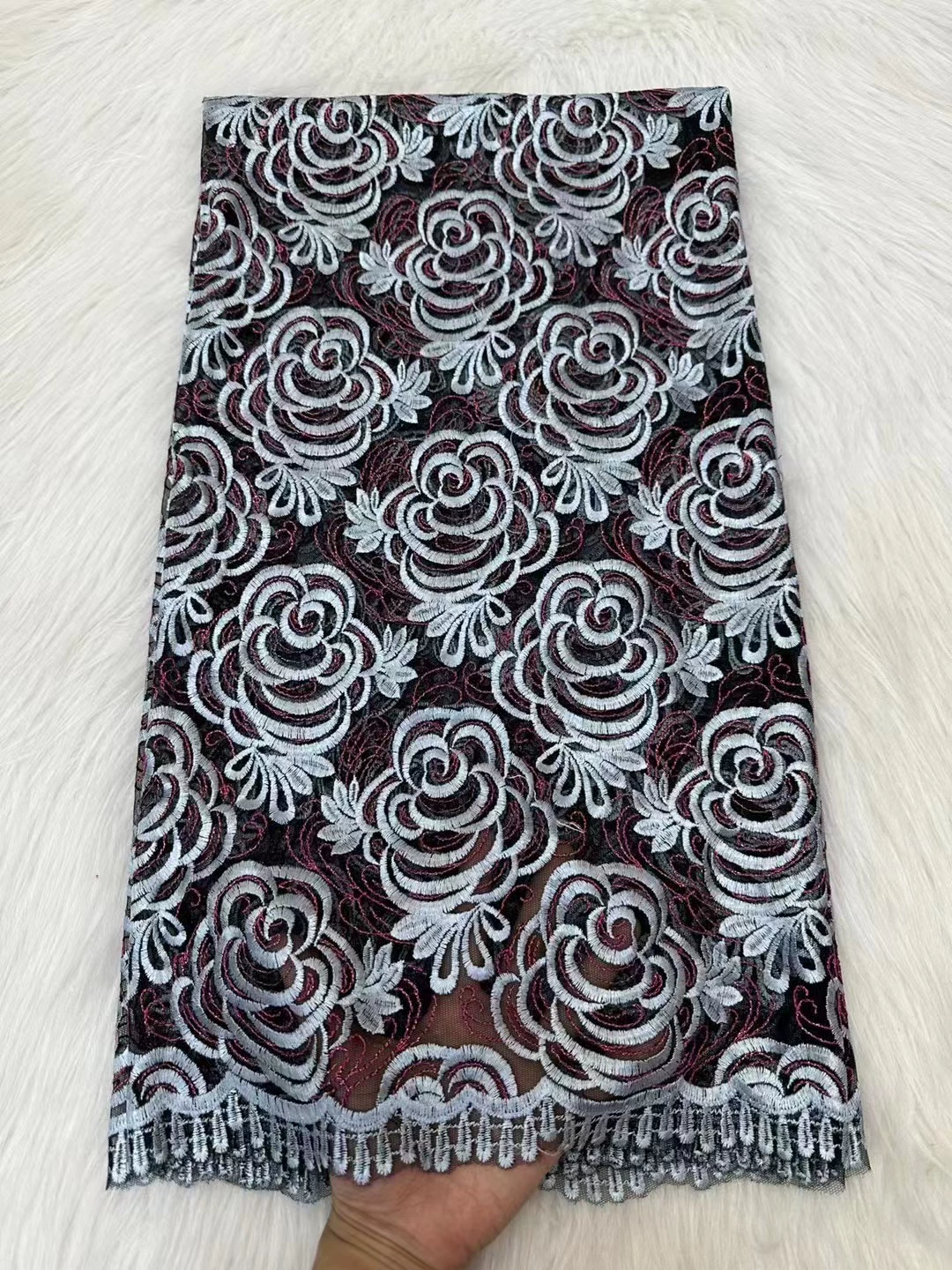 Two -color golden line gauze embroidery fabric Mom installed Quality Mesh LACE FACE FACE