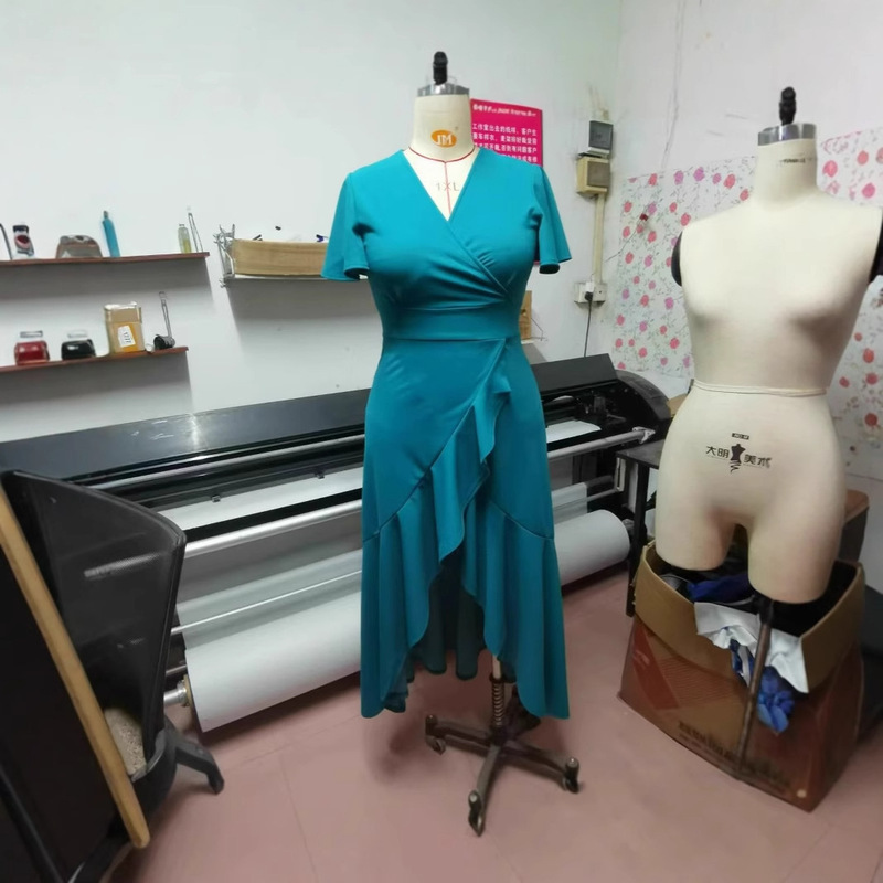 Formal Dress Women's Dress Dinner Cocktail Dress Separate Elegant V Neck Pleated Wedding Guest Dress