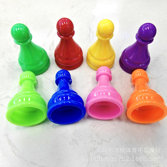 厂家供应35MM棋子塑料跳棋子塑料棋子游戏飞行棋蛇棋儿童玩具配件