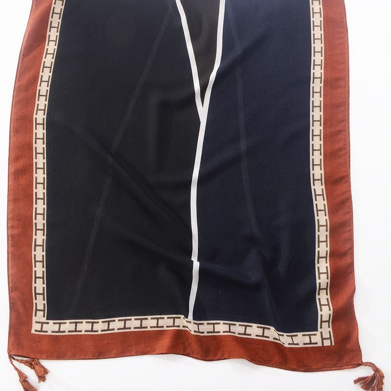 Venta caliente transfronteriza moda europea y americana gradiente de color a juego de rayas horizontales de algodón y lino siente la bufanda larga borla hecha a mano de las mujeres chal