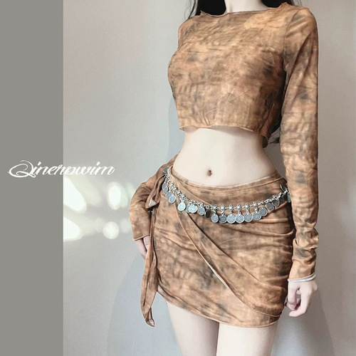 Women's Two-Piece Long-Sleeved Sun-Protective Split Skirt Bikini Four-Piece Set: Elegant, Slimming Spa & Resort Swimwear