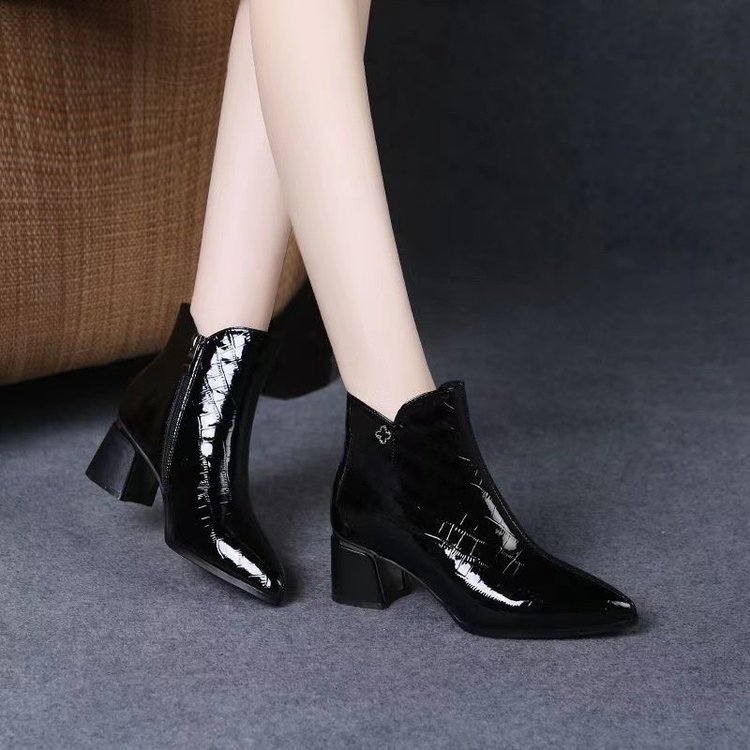 British Style Patent Leather Ankle Boots Women's 2024 New Autumn and Winter Mid-heel Soft Leather Women's Shoes fleece-lined Cotton Boots Pointed Martin Boots