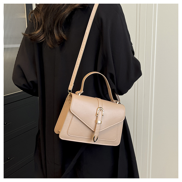 Stylish Women's Crossbody Bag Versatile Small Square Shoulder Bag_voghion.com
