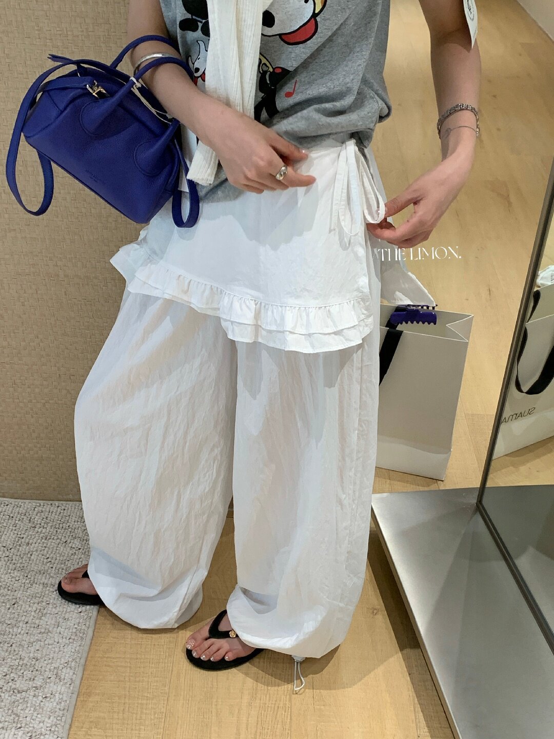 Quần culottes nữ ống rộng cạp cao, phối viền ren xếp tầng, dáng suông rộng, thanh lịch và thoải mái — màu đen, Xanh da trờicolor, màu trắng, Đá vôi chi tiết 30