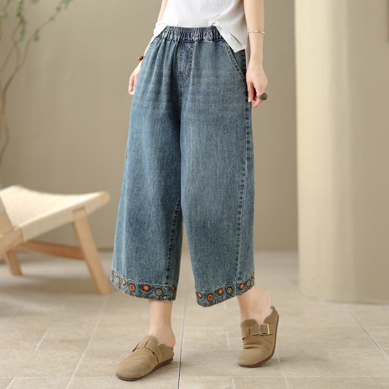 2026 Spring New Vintage Cartoon Embroidery Cropped Jeans for Women, Loose Fit, Slimming Wide Leg Pants 62652