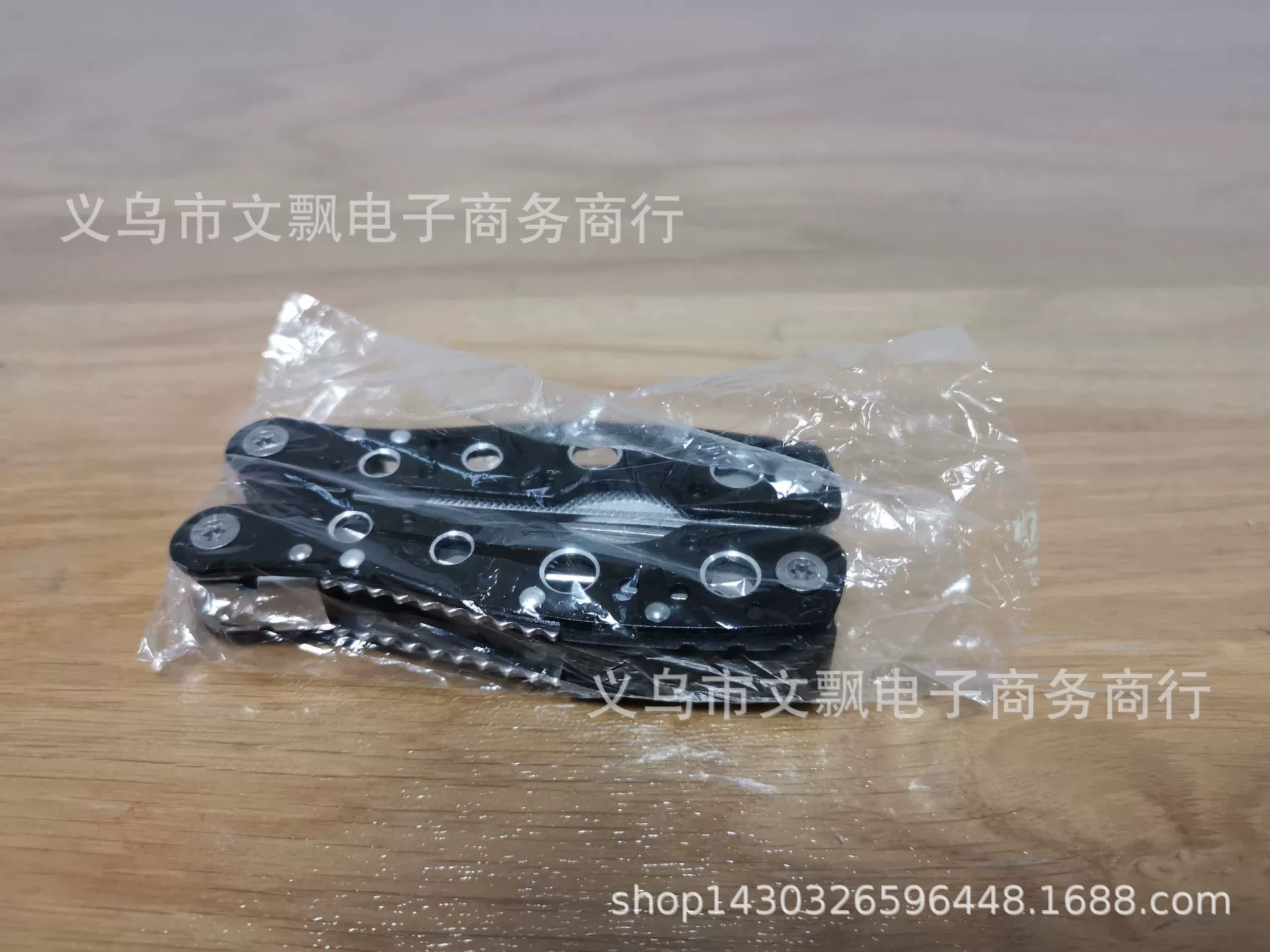 Mechanical folding pliers multi -purpose combination of home combinations outdoor clamp tool tool pliers pool multi -function pliers