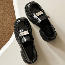 Weslien Rowe����_߅����ţƤ����ЬŮ2025���¿�Ӣ���L�p�ɲ���