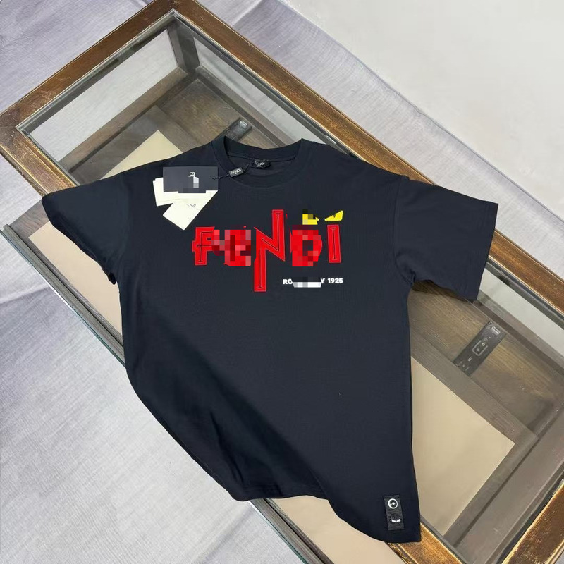 ()Guangzhou high version pure original light luxury high quality European trendy brand T-shirt black white wide wholesale ()Guangzhou high version pure original light luxury high quality European trendy brand T-shirt black white wide wholesale