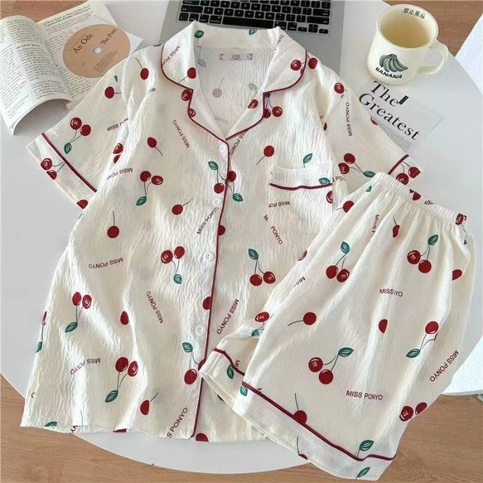 Venta al por mayor transfronteriza en vivo estilo caliente verano nube pijamas de algodón mujeres de manga corta casual de dibujos animados traje de servicio a domicilio para estudiantes