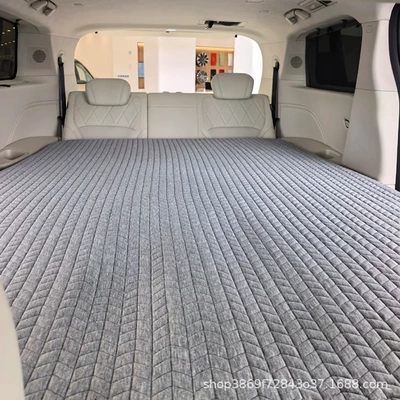 Vehicle-mounted inflatable bed — sleeping in the car