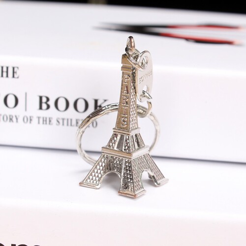 Zakka vintage Paris Eiffel Tower key chain, tower pendant, key ring small gift factory direct sale