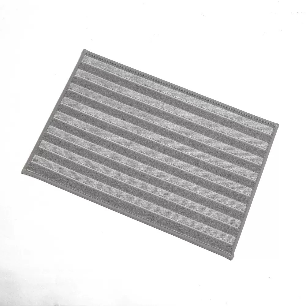 09f6c47d592bb807a1d7d1b9333301