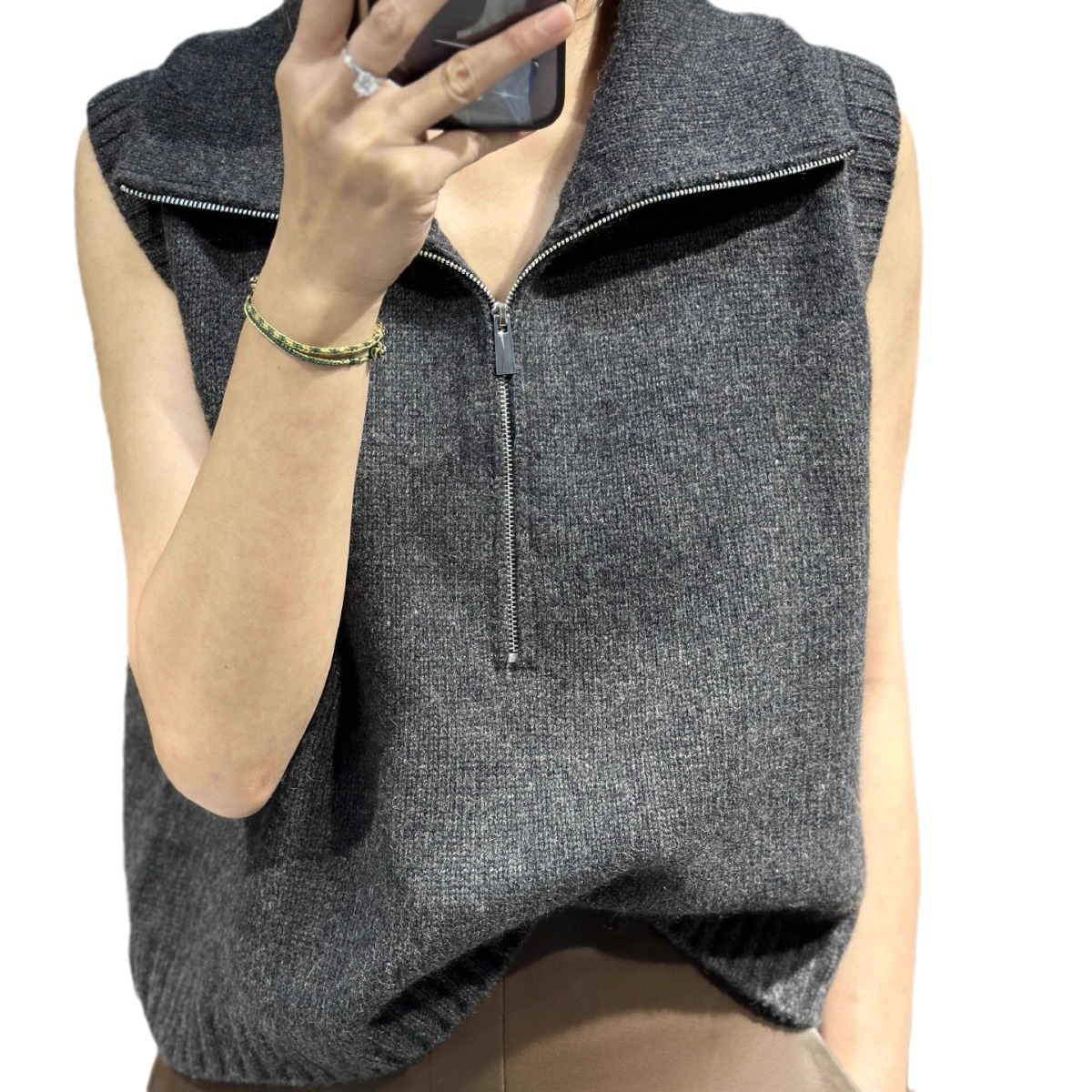 Knitted demi-season vest