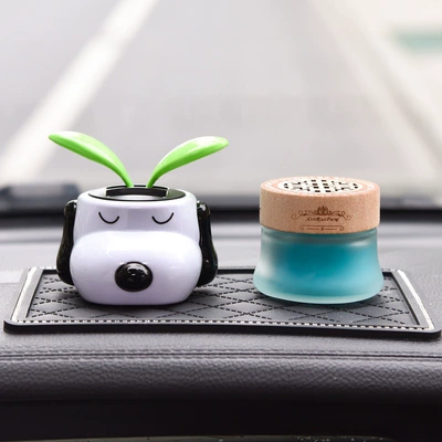 Perfplant seat | decoration solar-powered swinging apple - snoopy-blue-ocean-wooden-lid-aromatherapy-bottle-comes-with-diamond-studded-anti-slip-mat