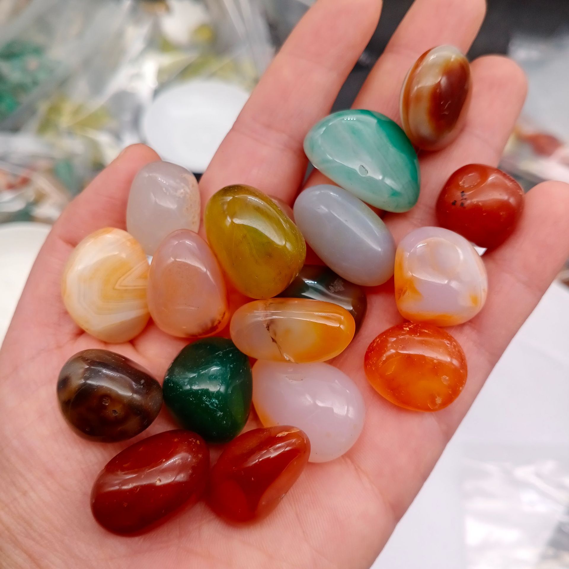 Mã não nhiều màu 500g / 15-20mm