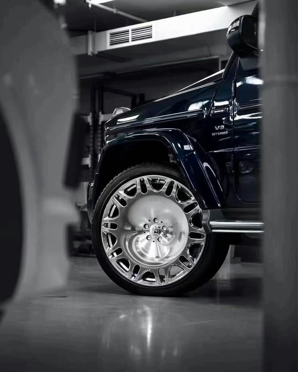 Suitable for Mercedes-Benz Maybach pie wheel 20 inch s680s600s450 Vito v260 suspension 1918