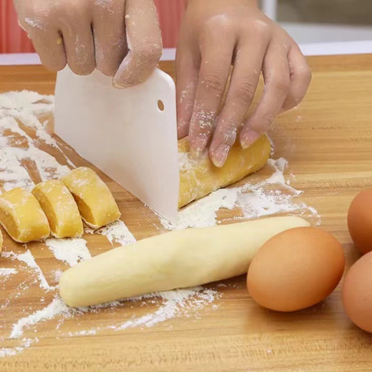 Espátula de plástico para crema, espátula con mango de plástico, herramienta para hornear, cortador de masa para el hogar, accesorios de cocina, venta al por mayor en stock