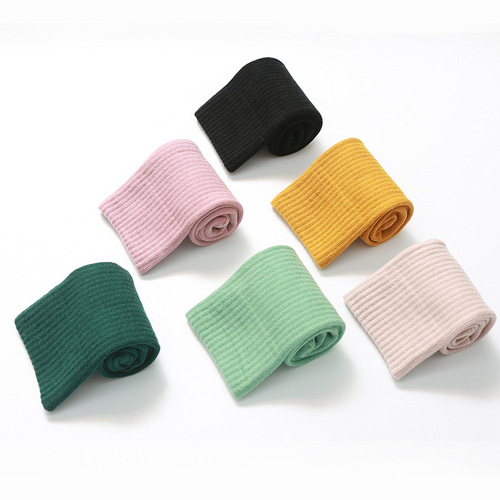 [New model directly from the manufacturer] Round-toe over-the-knee terry autumn and winter style dotted non-slip yoga socks warm long cold-proof socks