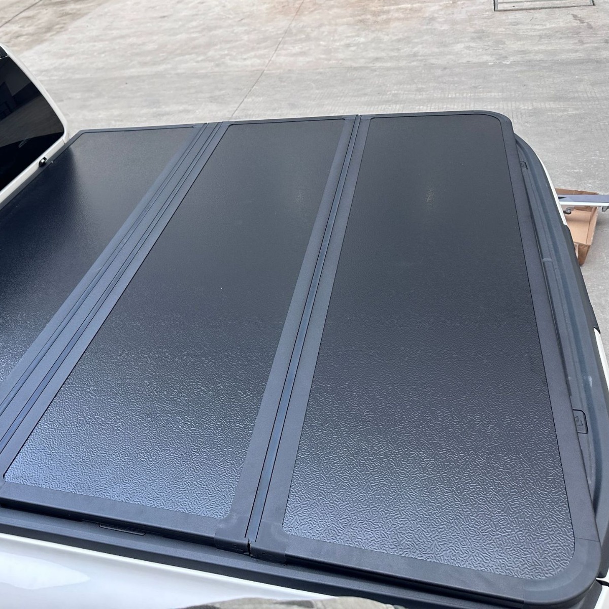 Three -fold board REVO Four Folding Flat Cover Triton rear cover…