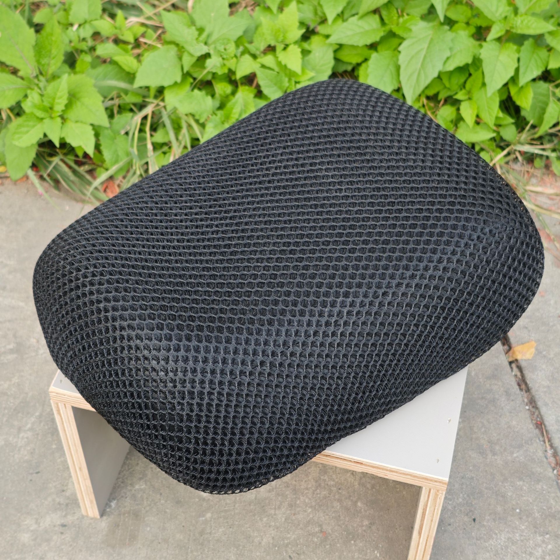 Load King Electric Vehicle Grid Cushion Cover Two-wheel Battery Car Hercules Roadbar Universal Leather Waterproof Cushion Cover