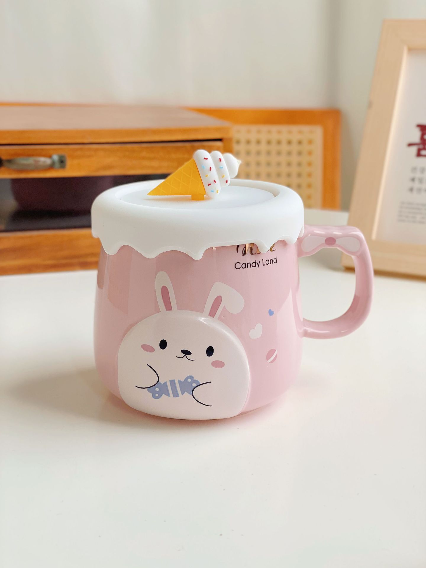 Cada 5 Yuan taza de cerámica taza de liquidación cantidad de stock no es mucho taza de café taza de agua taza de dibujos animados taza de desayuno