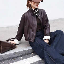 【盛泓】秋冬复古美拉德加绒立领短皮衣外套女美式机车羊羔毛夹克