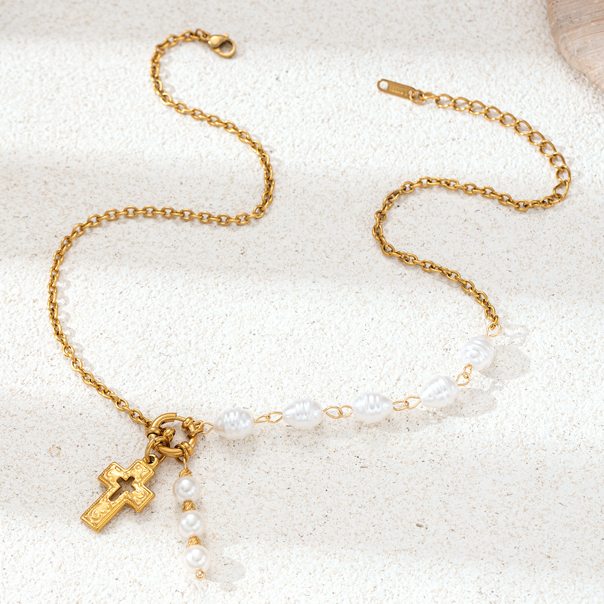 TENA Europa y América collar de acero inoxidable lujo ligero nicho cruces de perlas verdaderas cadenas de clavículas joyería al por mayor