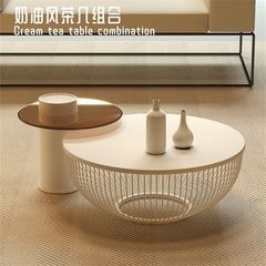 創意的な円形のお茶のいくつかの小さいタイプの客間の家庭用の低いテーブルの組み合わせの軽い豪華な寝室の小さいテーブルの北欧の簡単な茶のテーブル