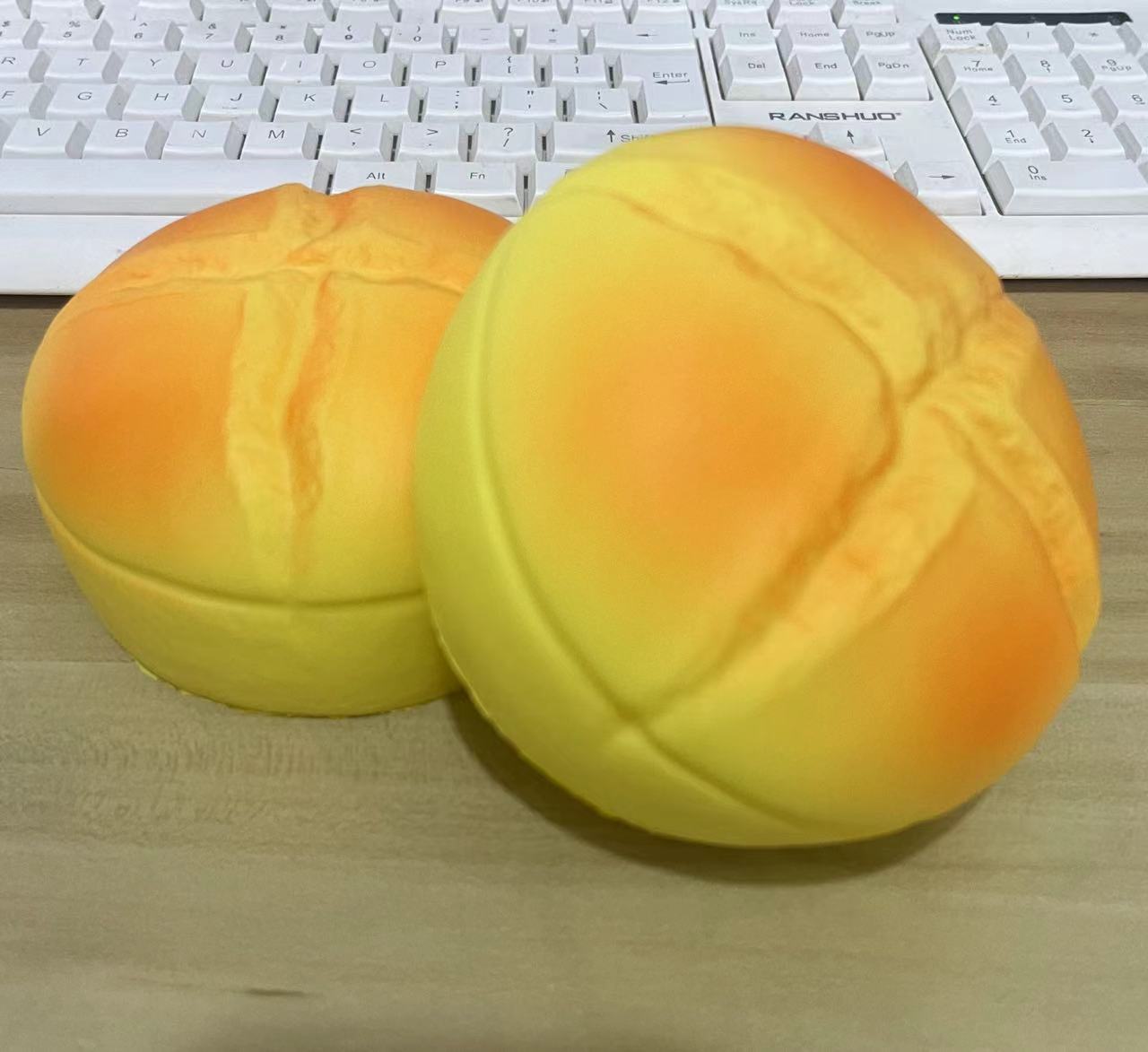 Juegos de descompresión pellizco pellizco rebote lento niña lindo juguete suave de ventilación simulación de alimentos pan pastel con fragancia